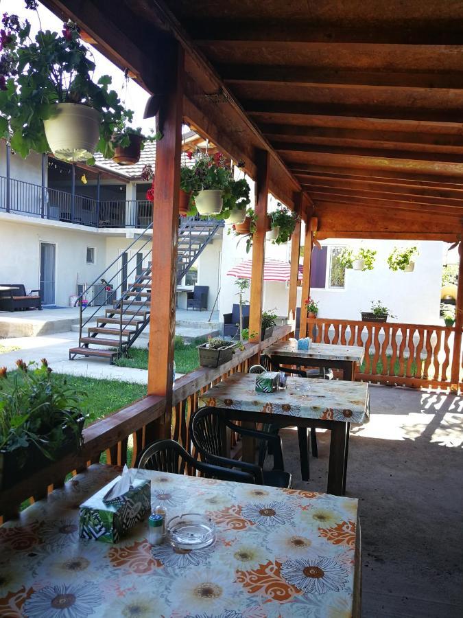 Отель Vila Baciu Тузла Экстерьер фото